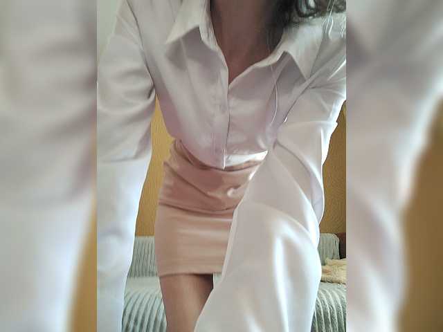 prettyKris live cam on BongaCams