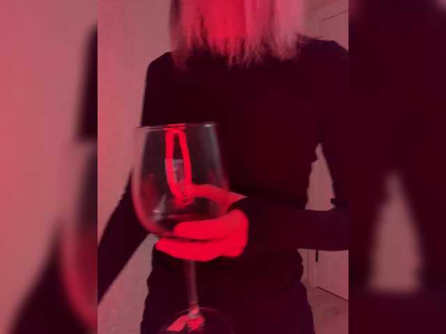 -Christina- live cam preview