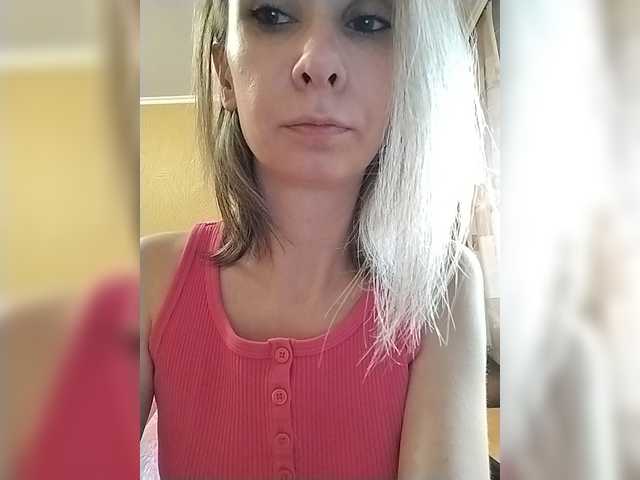 prettyKris live cam on BongaCams