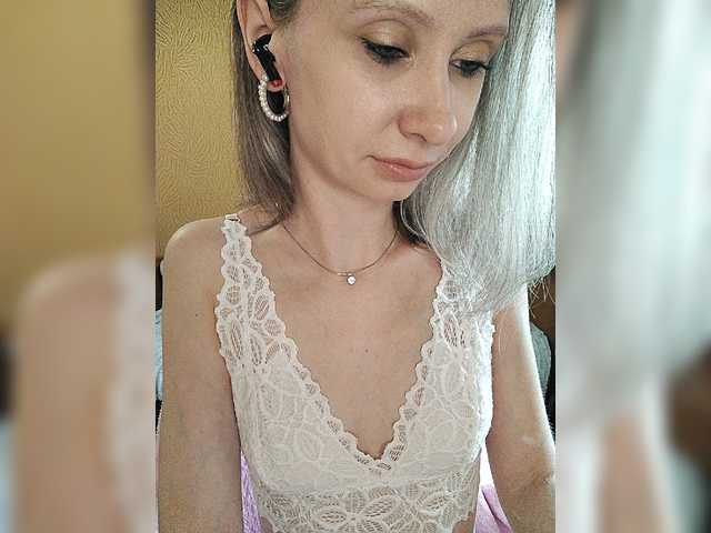 prettyKris live cam on BongaCams
