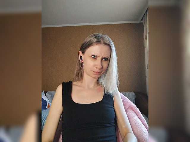 prettyKris live cam on BongaCams