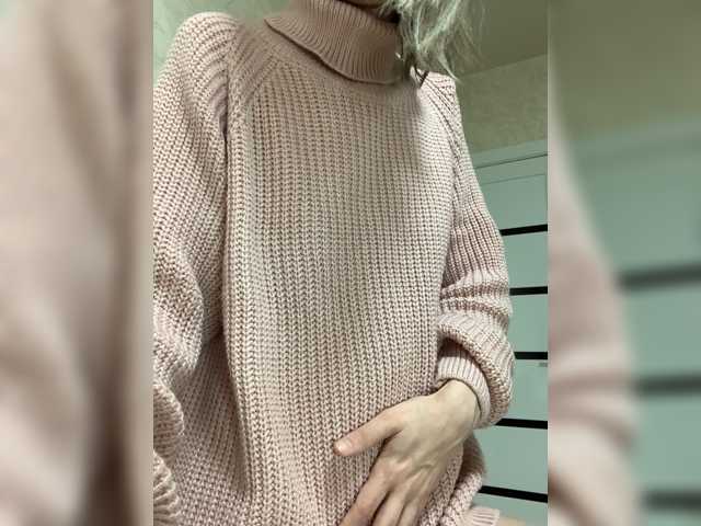 -Christina- live cam
