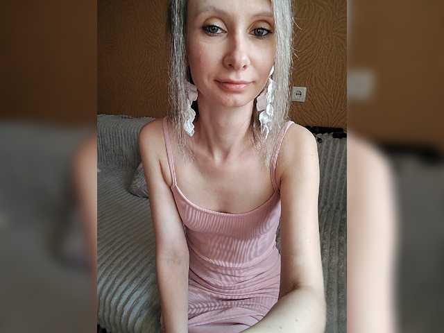 prettyKris live cam on BongaCams