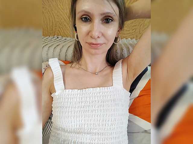 prettyKris live cam on BongaCams