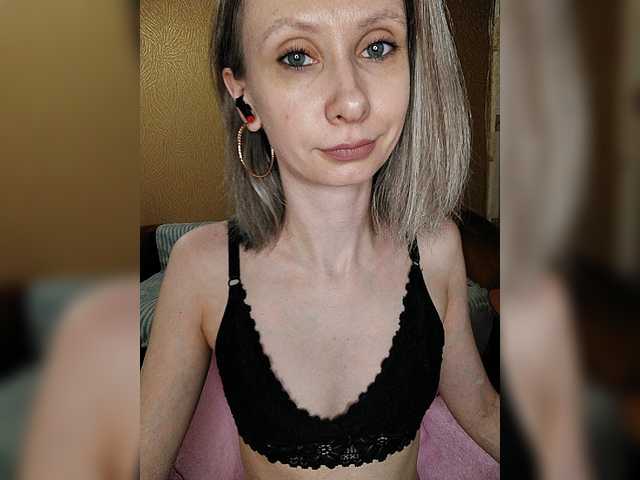 prettyKris live cam on BongaCams