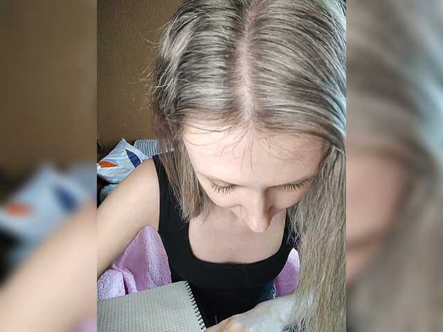 prettyKris live cam on BongaCams