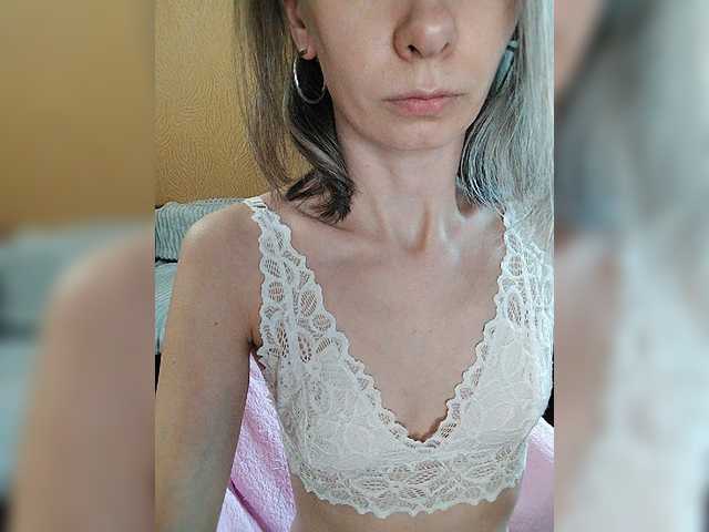 prettyKris live cam on BongaCams