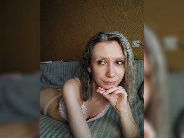 prettyKris live cam on BongaCams