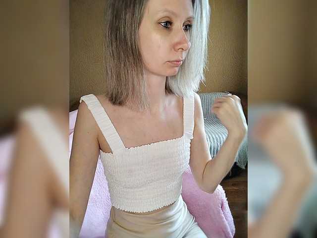 prettyKris live cam on BongaCams