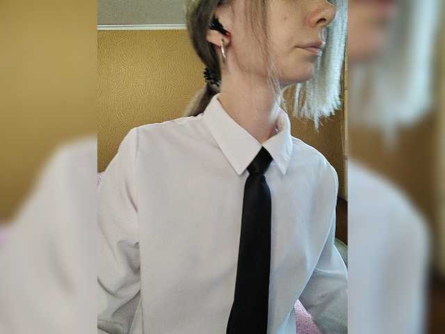 prettyKris live cam on BongaCams