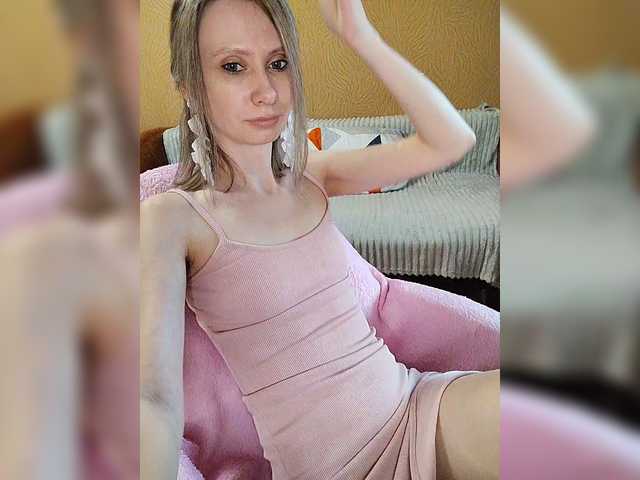 prettyKris live webcam show