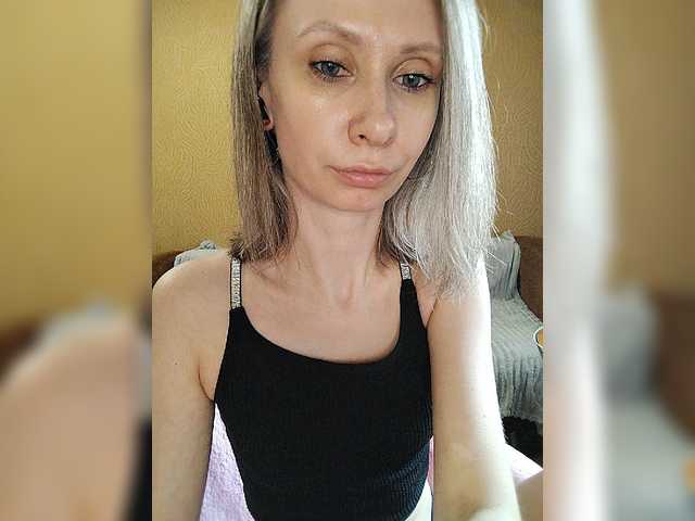 prettyKris live cam on BongaCams