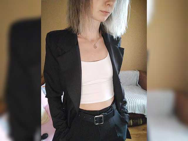 prettyKris live cam on BongaCams