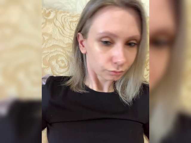 prettyKris live cam on BongaCams