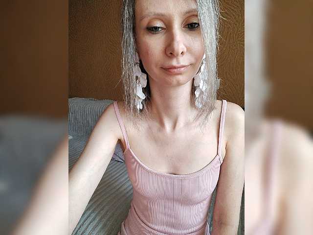 prettyKris live cam on BongaCams