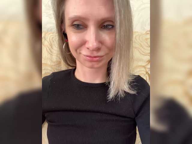 prettyKris live cam on BongaCams