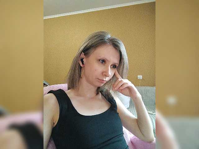 prettyKris live cam on BongaCams