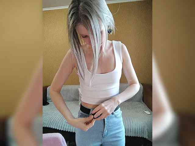 -Christina- webcam
