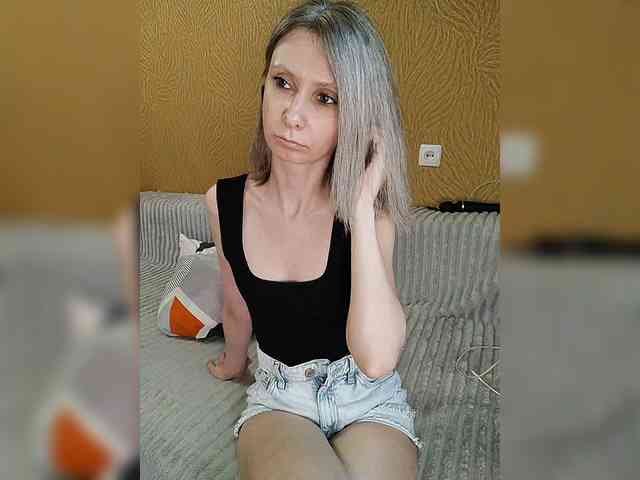 -Christina- webcam