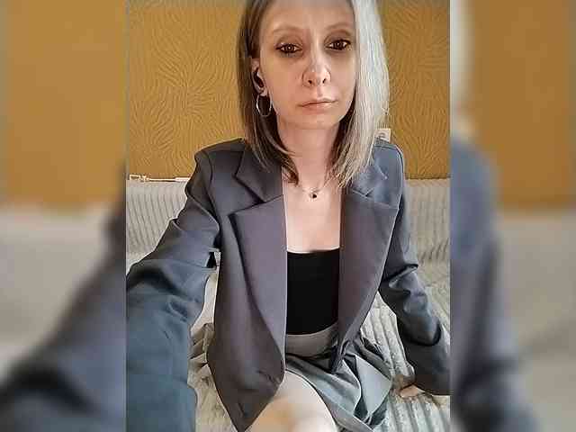 -Christina- webcam