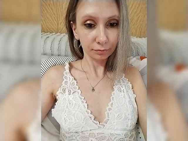 -Christina- webcam