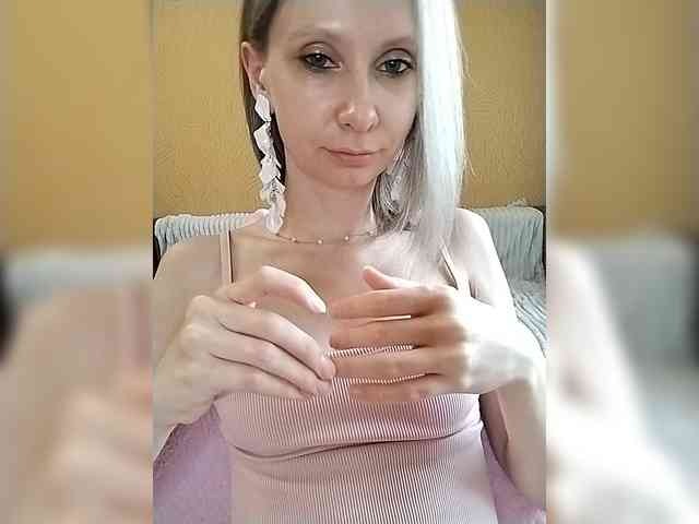 Модель: -Christina-