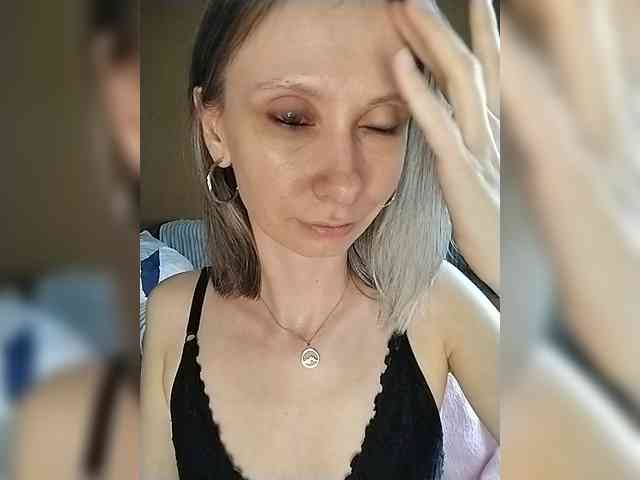 -Christina- webcam