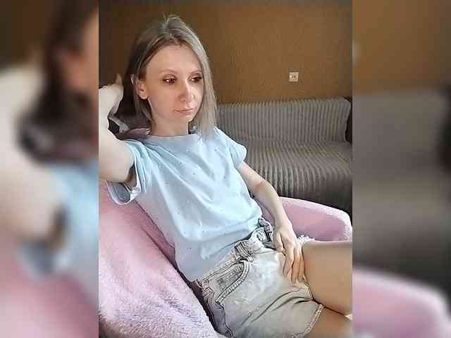 -Christina- webcam