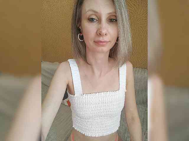 -Christina- webcam