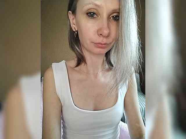 -Christina- webcam