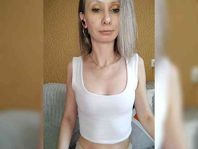 -Christina- webcam