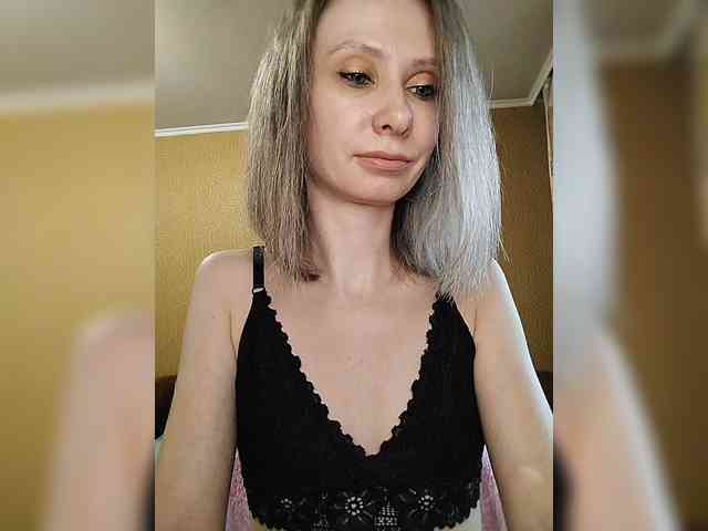 -Christina- webcam