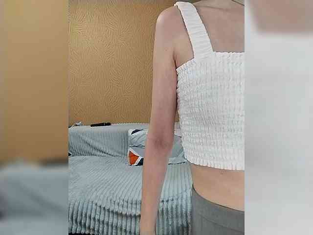 -Christina- webcam
