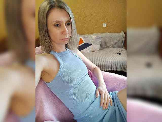 -Christina- webcam