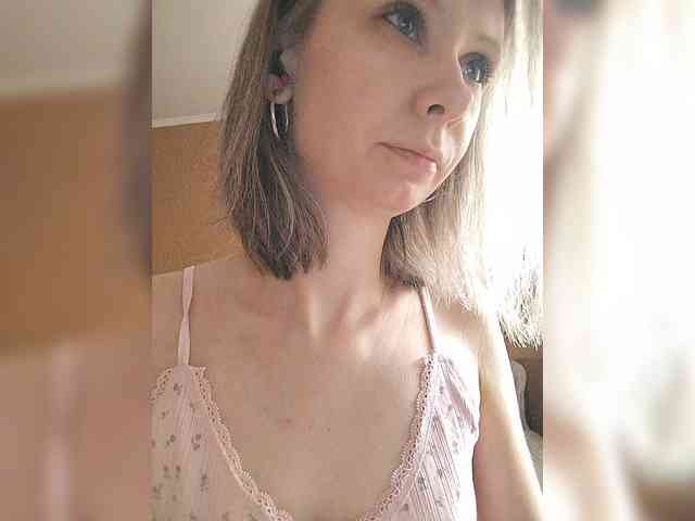 -Christina- webcam