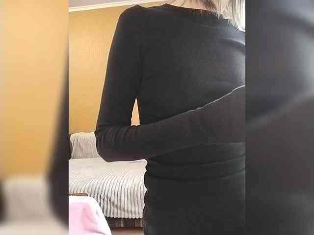 -Christina- webcam