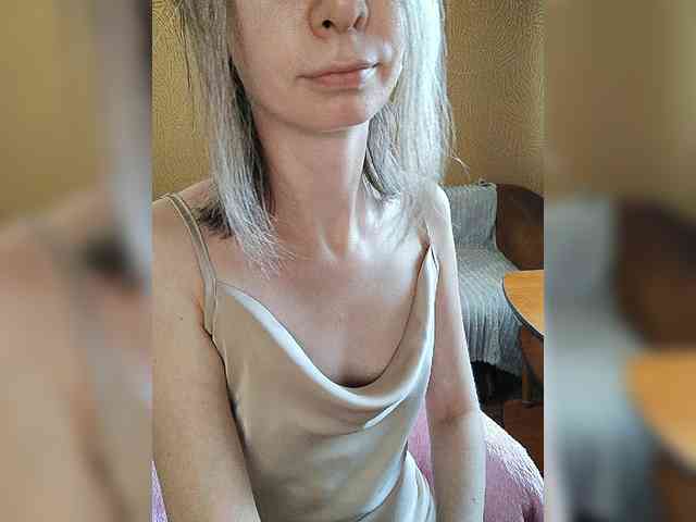 -Christina- webcam