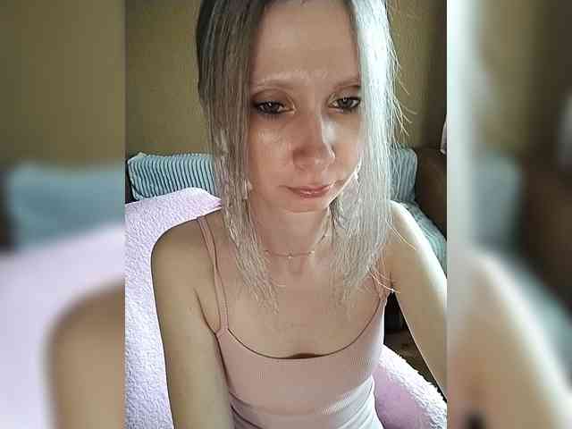 -Christina- webcam