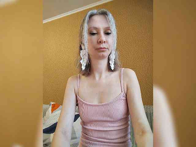 -Christina- webcam