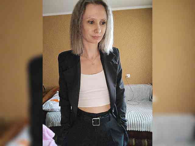-Christina- webcam