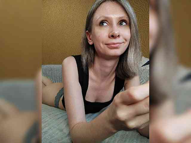 -Christina- webcam