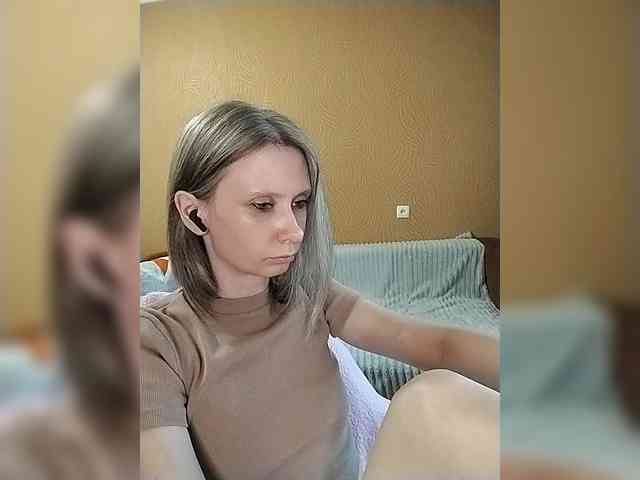 -Christina- webcam