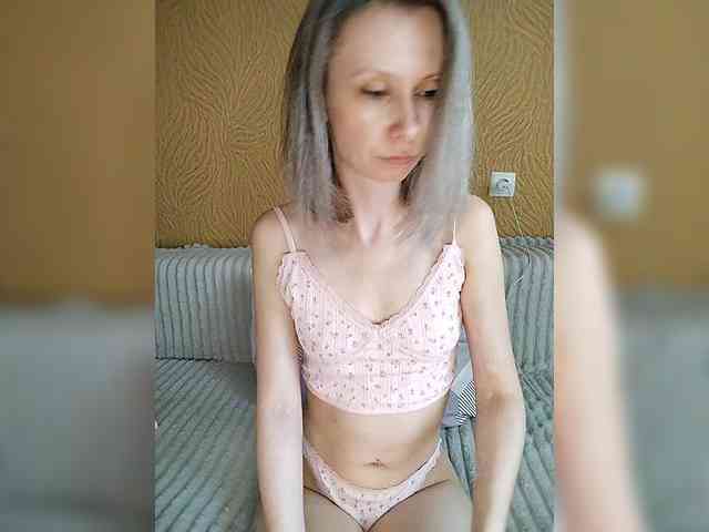 -Christina- webcam