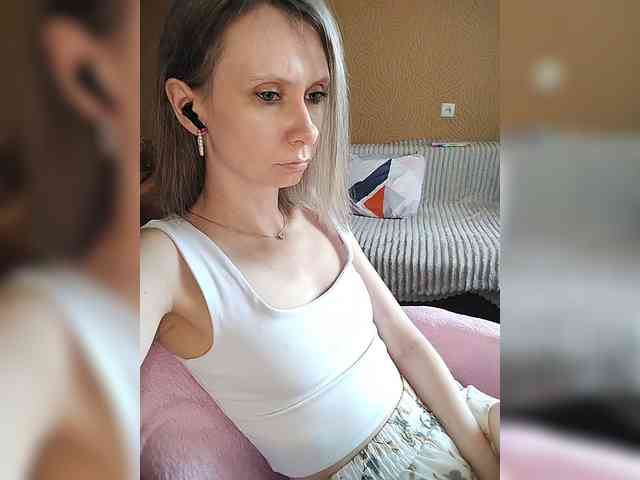 -Christina- webcam