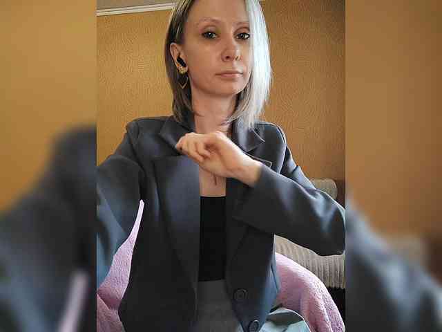 -Christina- webcam