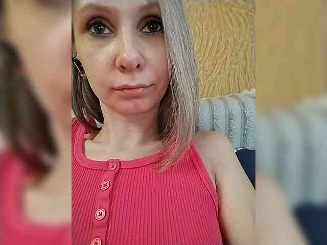 -Christina- webcam