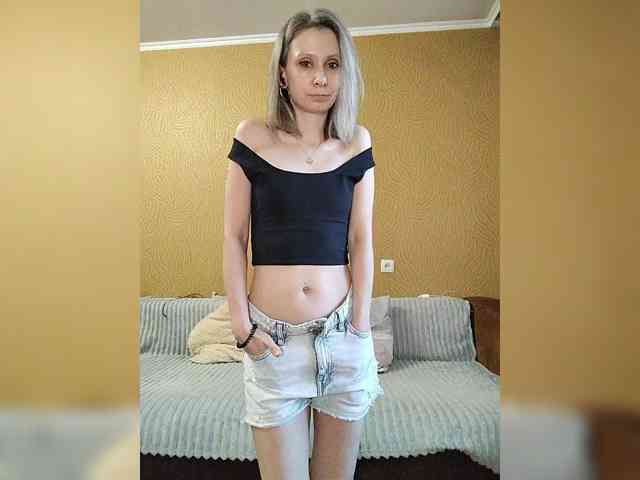 -Christina- webcam