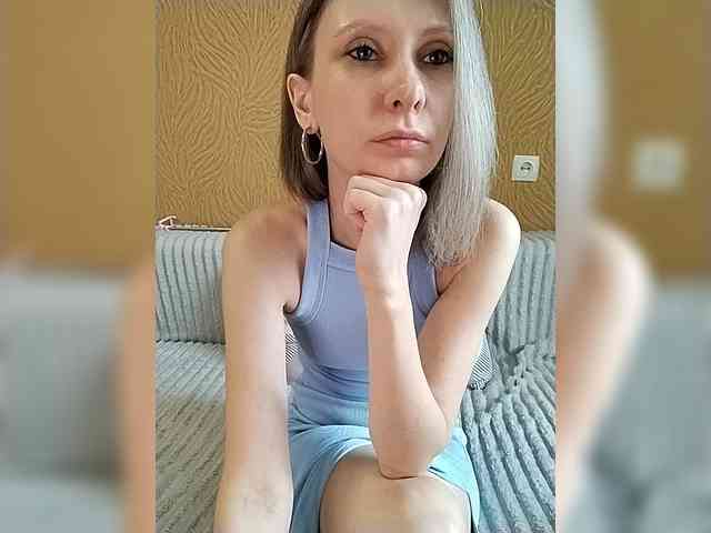 -Christina- webcam