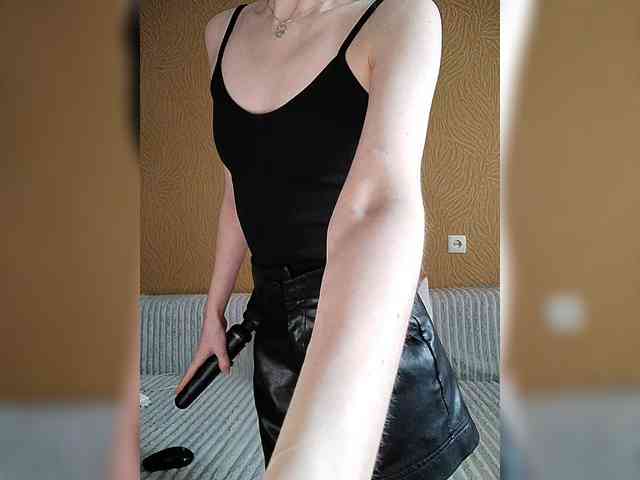 -Christina- webcam