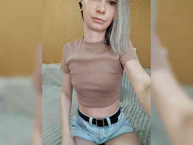 -Christina- webcam